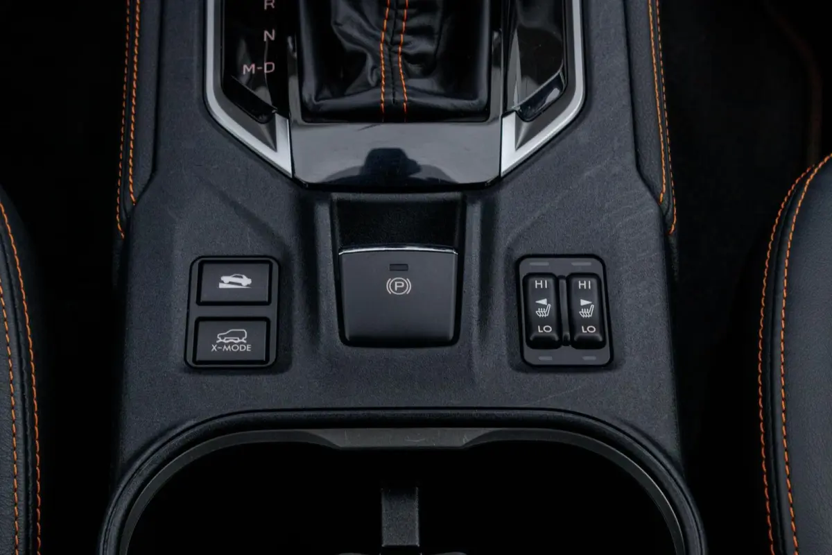 2.0i CVT Premium | Eyesight | Trekhaak | Navigatie | Lederen bekleding |