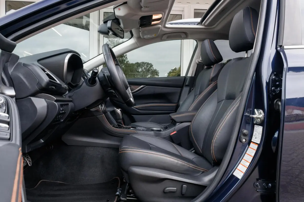 2.0i CVT Premium | Eyesight | Trekhaak | Navigatie | Lederen bekleding |