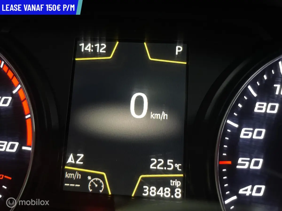 1.4 EcoTSI Xcellence DSG PANORAMA NAVI LEER CARPLAY