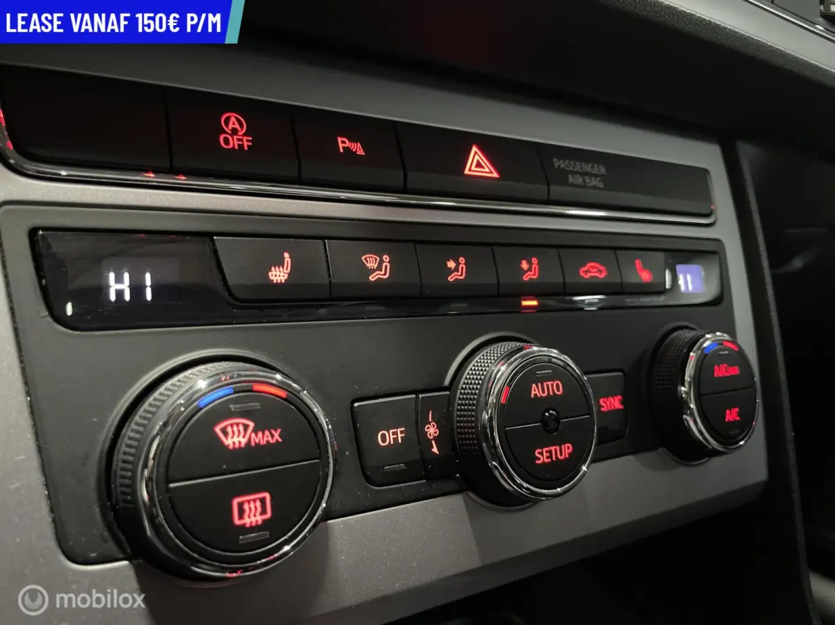 1.4 EcoTSI Xcellence DSG PANORAMA NAVI LEER CARPLAY