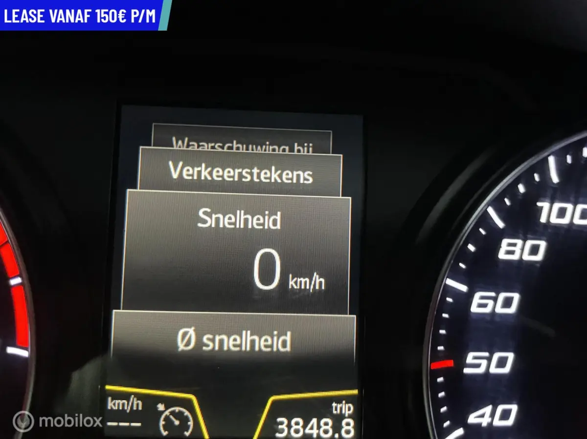1.4 EcoTSI Xcellence DSG PANORAMA NAVI LEER CARPLAY