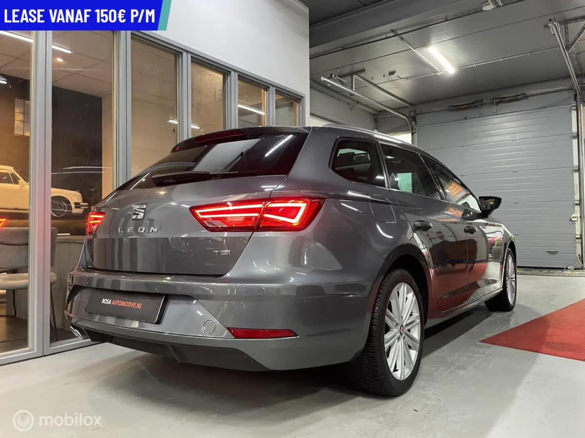 1.4 EcoTSI Xcellence DSG PANORAMA NAVI LEER CARPLAY