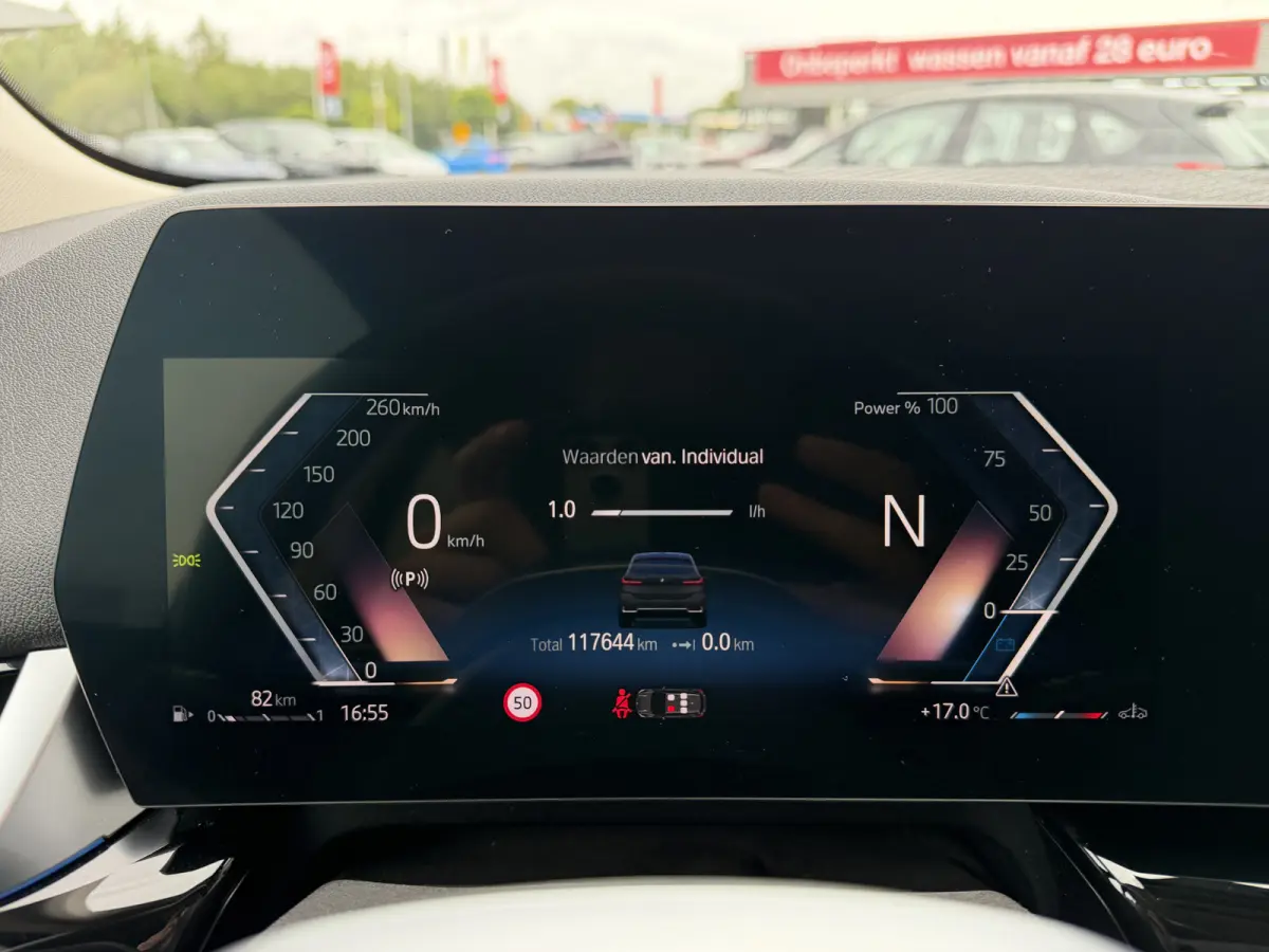218i Luxury Line Achteruitrijcamera Trekhaak Carplay