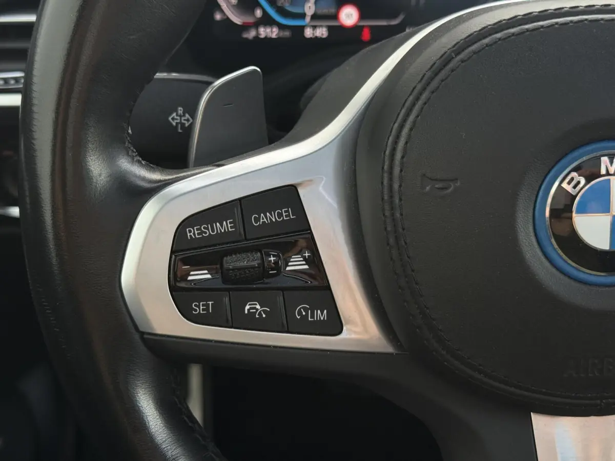 xDrive30e M-Sport | Pano | HUD | ACC | Leder | memory | Harman Kardon