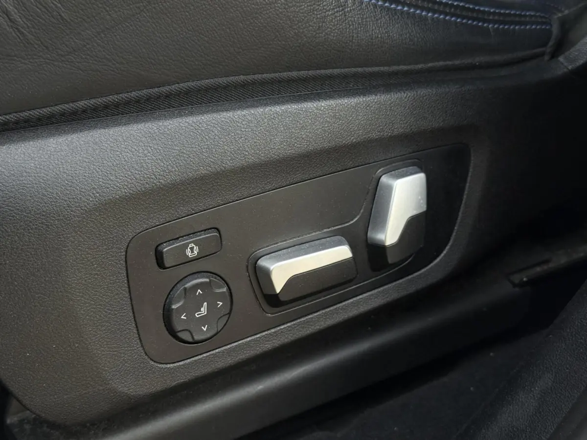 xDrive30e M-Sport | Pano | HUD | ACC | Leder | memory | Harman Kardon