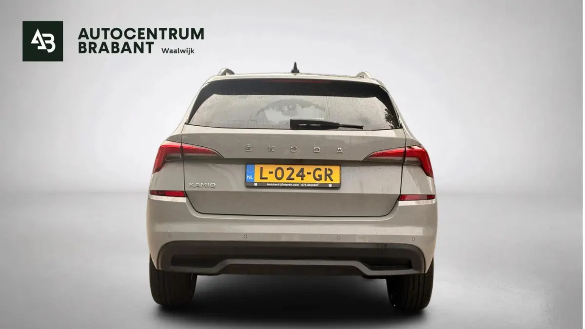1.0 TSI Sport Business NARDO GREY! | NL-AUTO | CARPLAY | DIG DASH | ACHTERCAM | STOELVERW | CLIMATE | GOED ONDERH |