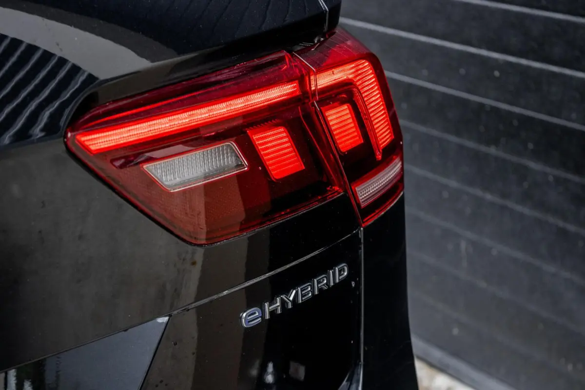 1.4 TSI eHybrid R-Line | PANO | IQ-LIGHT | ADAPTIVE | 245PK