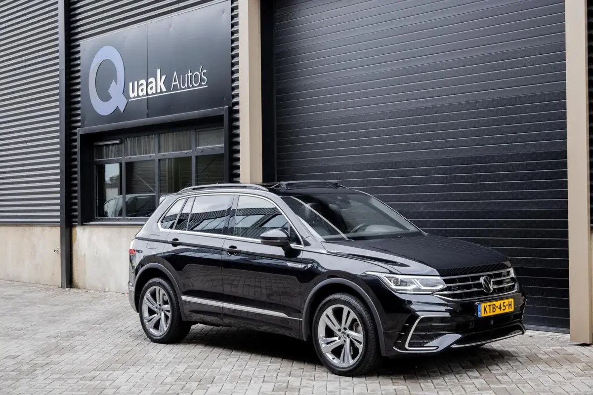 1.4 TSI eHybrid R-Line | PANO | IQ-LIGHT | ADAPTIVE | 245PK