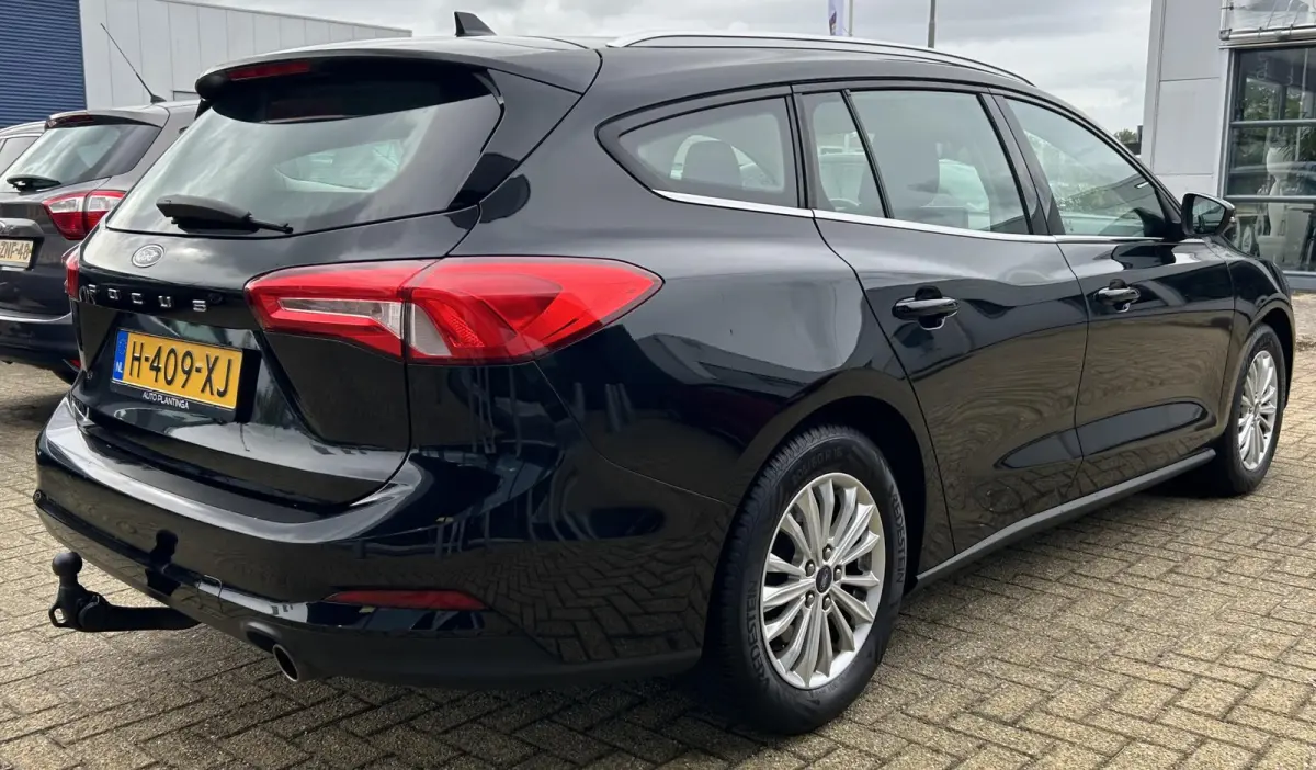 1.0 EcoBoost Titanium Business 125PK | 2e Eigenaar | NL AUTO | NAP | Dealeronderhouden | Elektrische Trekhaak | Parkeersensoren | Carplay | Navigatie | Cruise Control | Navigatie |