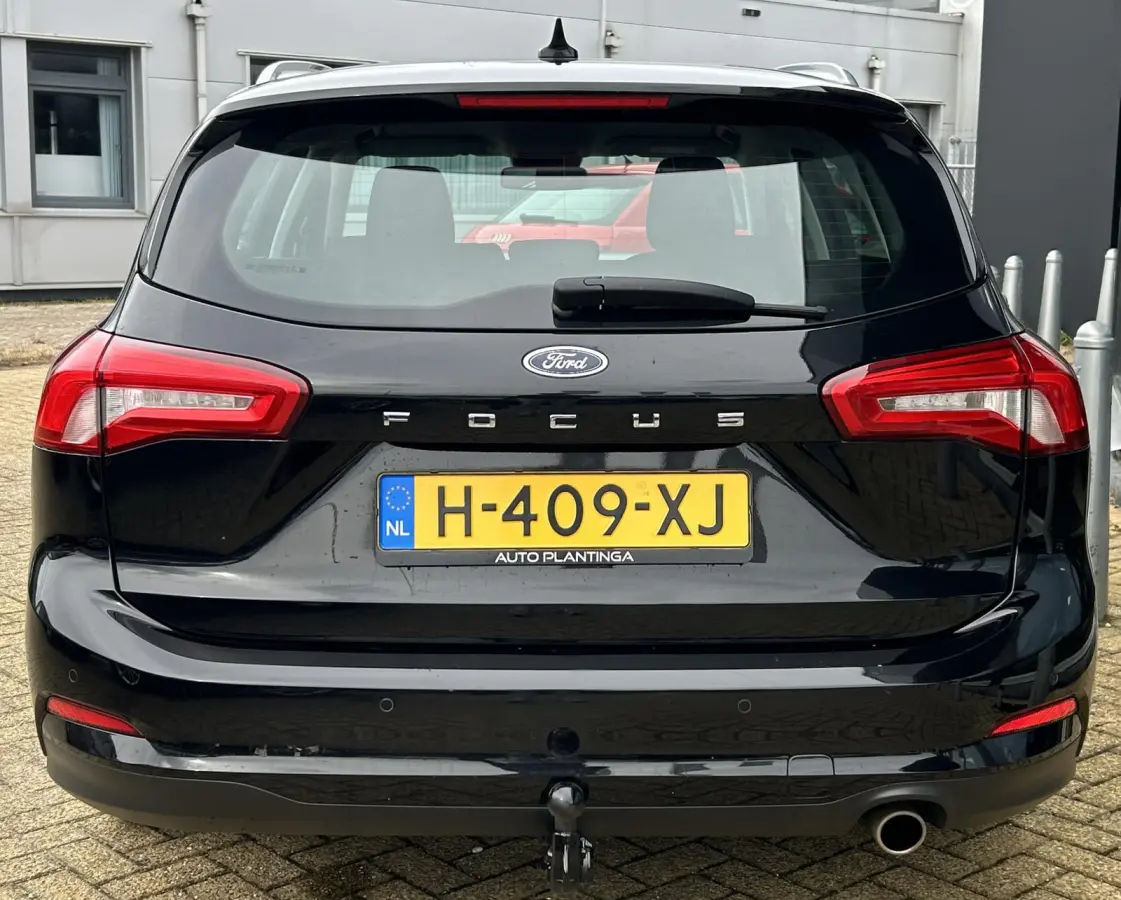 1.0 EcoBoost Titanium Business 125PK | 2e Eigenaar | NL AUTO | NAP | Dealeronderhouden | Elektrische Trekhaak | Parkeersensoren | Carplay | Navigatie | Cruise Control | Navigatie |