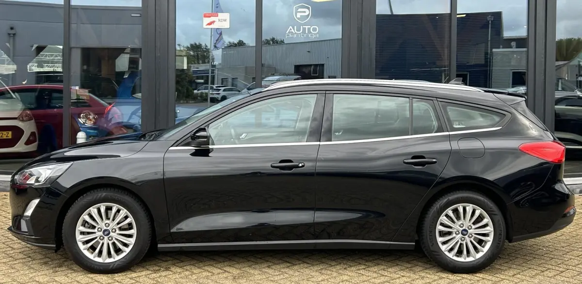 1.0 EcoBoost Titanium Business 125PK | 2e Eigenaar | NL AUTO | NAP | Dealeronderhouden | Elektrische Trekhaak | Parkeersensoren | Carplay | Navigatie | Cruise Control | Navigatie |
