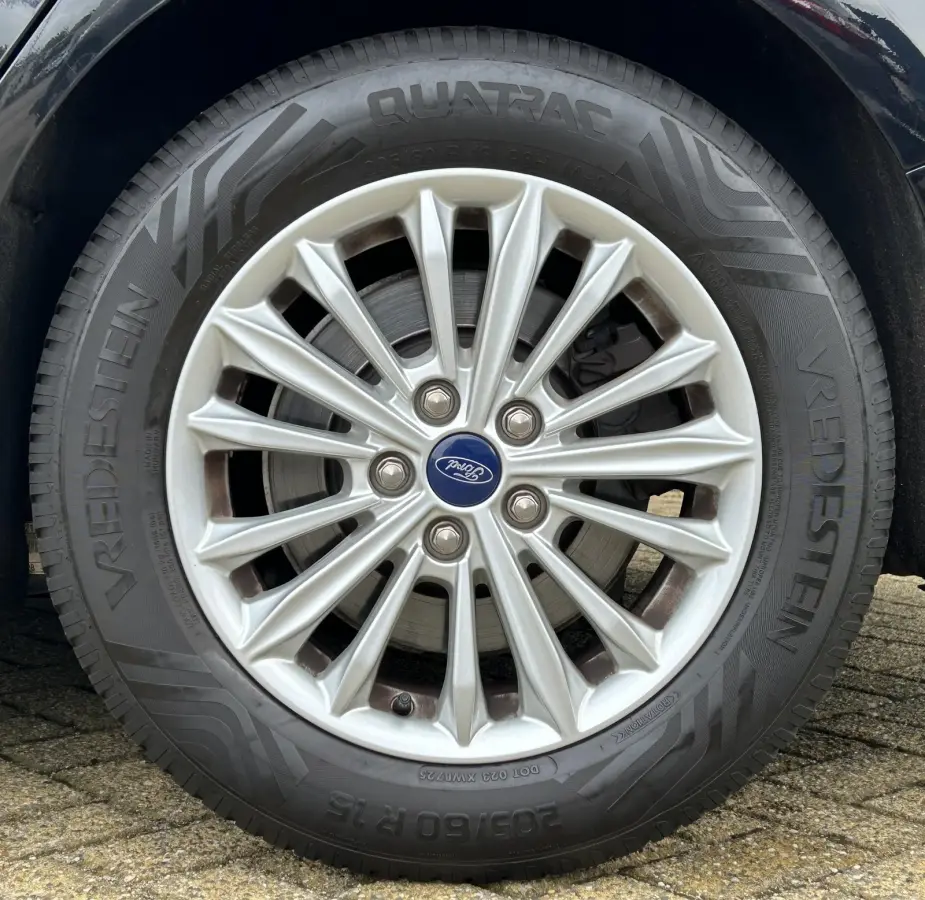 1.0 EcoBoost Titanium Business 125PK | 2e Eigenaar | NL AUTO | NAP | Dealeronderhouden | Elektrische Trekhaak | Parkeersensoren | Carplay | Navigatie | Cruise Control | Navigatie |