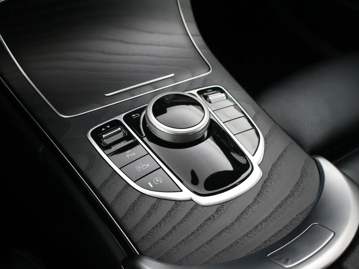 180 AMG-LINE AUT. FACELIFT + AFN. TREKHAAK | BREEDBEELD NAVI | STOELVERW. | CAMERA