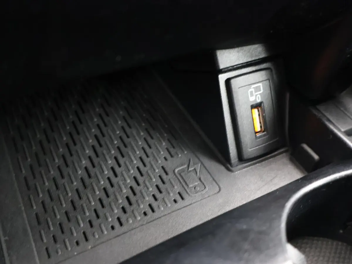 180 AMG-LINE AUT. FACELIFT + AFN. TREKHAAK | BREEDBEELD NAVI | STOELVERW. | CAMERA