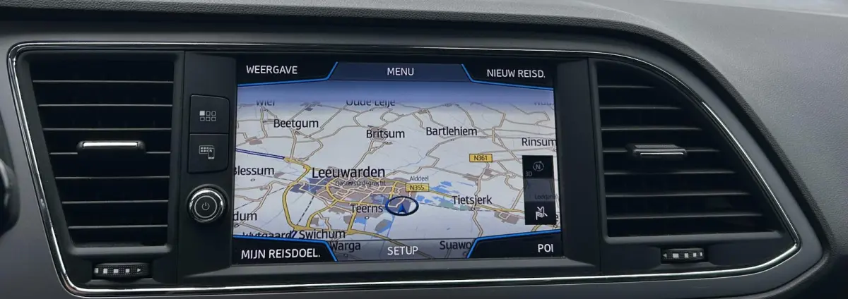 1.0 EcoTSI Style Business Intense 116PK | AUTOMAAT | NL AUTO | NAP | Trekhaak | Led Koplampen | Sport Stoelen | Alcatara Bekleding | Apple Carplay/Android Auto | Navigatie | Apple Carplay | 