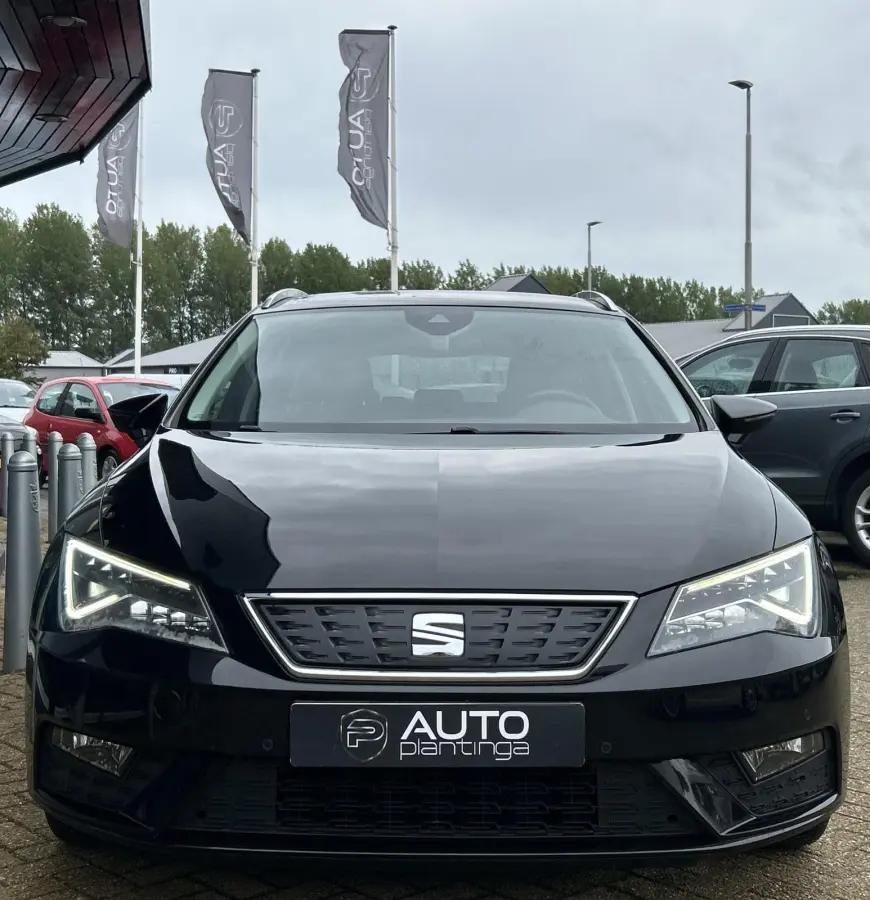 1.0 EcoTSI Style Business Intense 116PK | AUTOMAAT | NL AUTO | NAP | Trekhaak | Led Koplampen | Sport Stoelen | Alcatara Bekleding | Apple Carplay/Android Auto | Navigatie | Apple Carplay | 