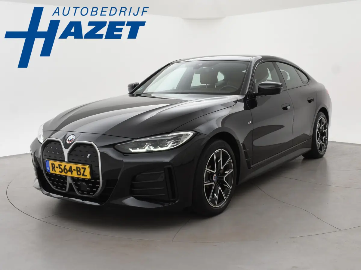 eDrive40 84 kWh M-SPORT + ADAPTIVE CRUISE | SFEERVERLICHTING | LEDER SPORTINTERIEUR