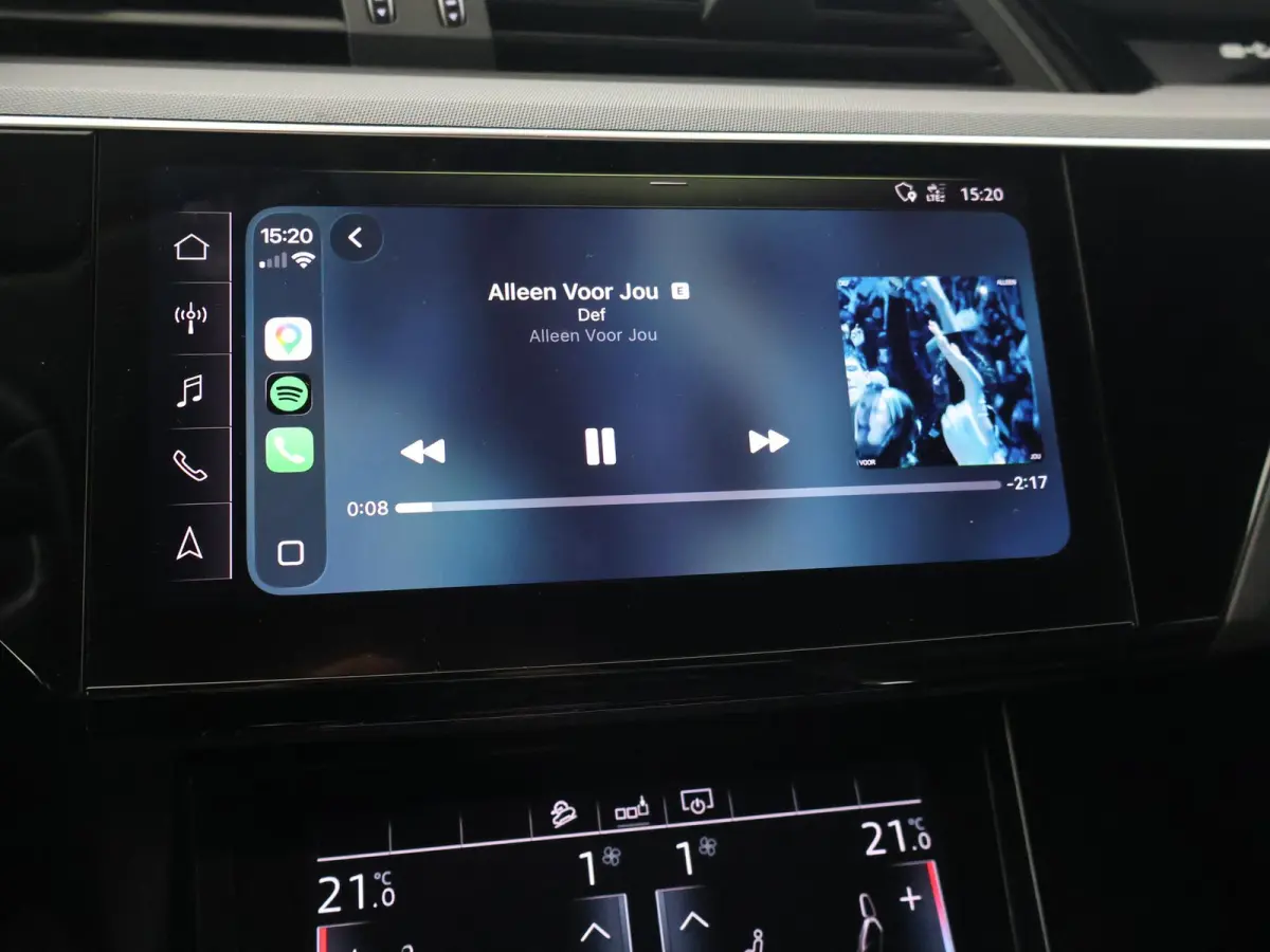 55 95 KWH 408 PK + 21 INCH | LEDER | ADAPTIVE CRUISE | LUCHTVERING | CARPLAY | CAMERA
