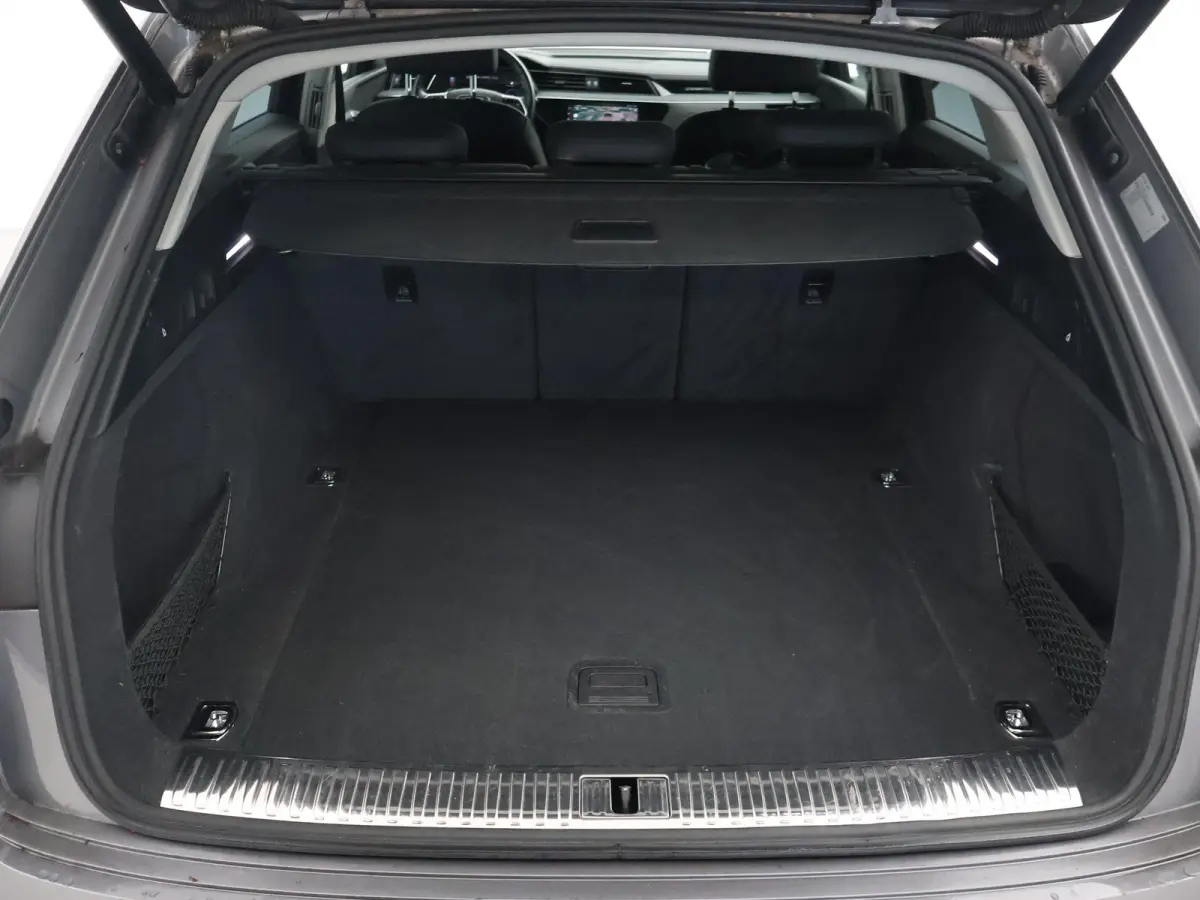55 95 KWH 408 PK + 21 INCH | LEDER | ADAPTIVE CRUISE | LUCHTVERING | CARPLAY | CAMERA