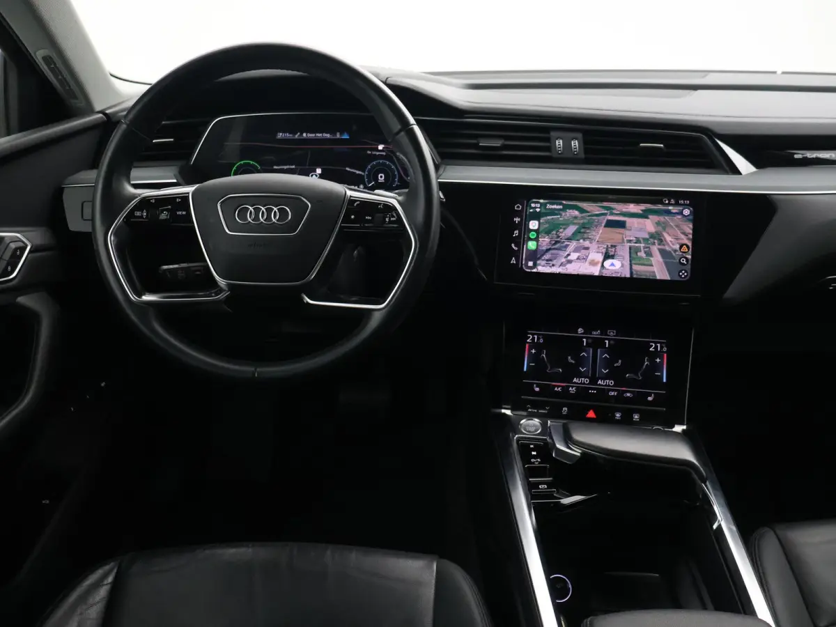 55 95 KWH 408 PK + 21 INCH | LEDER | ADAPTIVE CRUISE | LUCHTVERING | CARPLAY | CAMERA