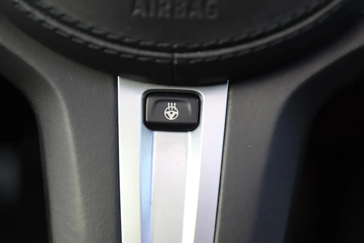 530i xDrive High Executive | PANO | HUD | ACC | 360° | ACHTERASBESTURING | DISPLAY KEY