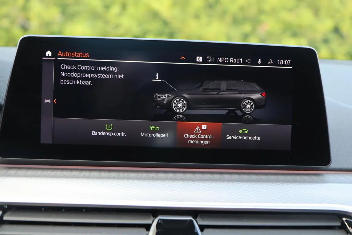 530i xDrive High Executive | PANO | HUD | ACC | 360° | ACHTERASBESTURING | DISPLAY KEY