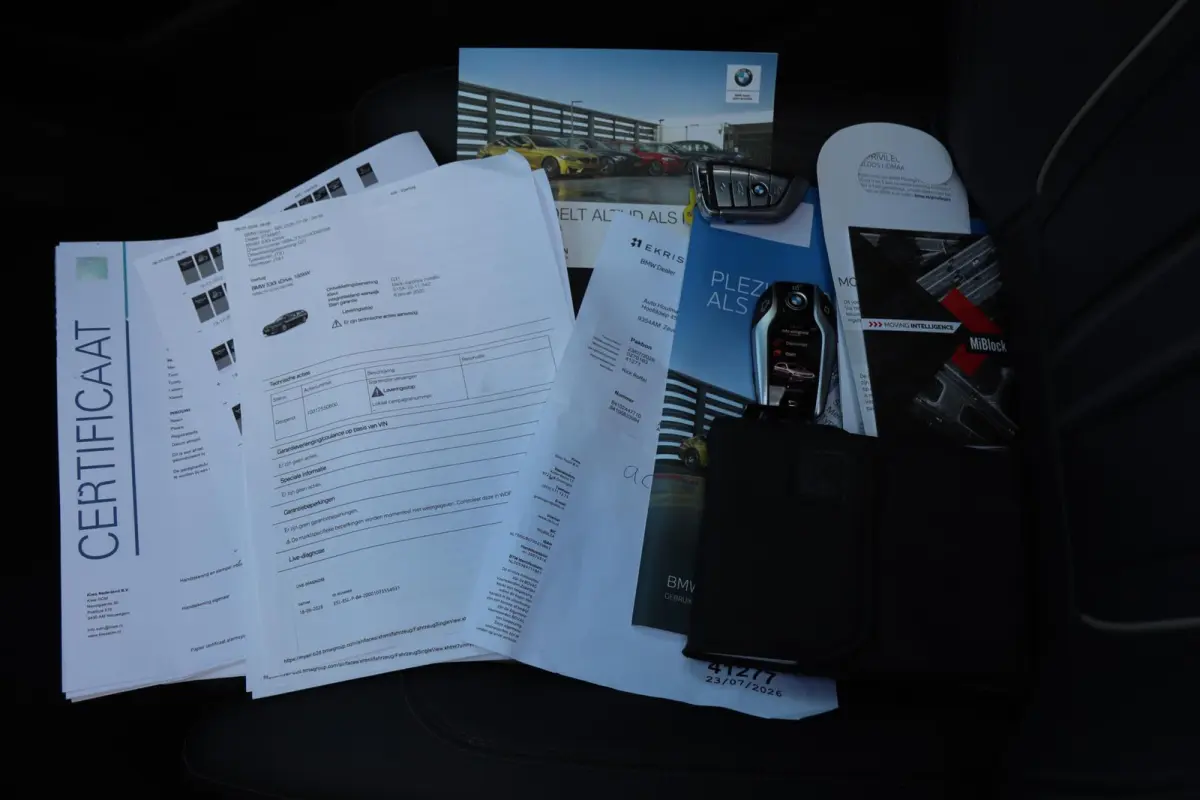 530i xDrive High Executive | PANO | HUD | ACC | 360° | ACHTERASBESTURING | DISPLAY KEY