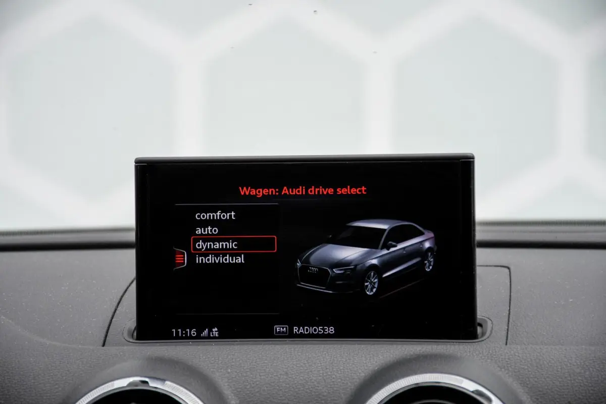 1.0 TFSI Design Pro Line Plus