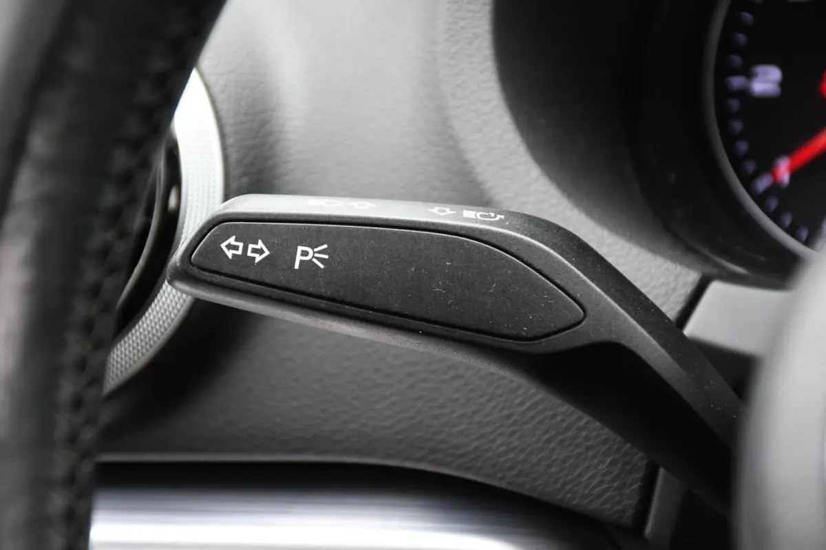 1.0 TFSI Design Pro Line Plus