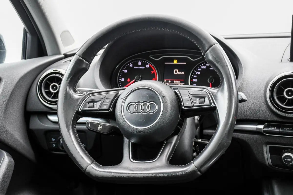 1.0 TFSI Design Pro Line Plus