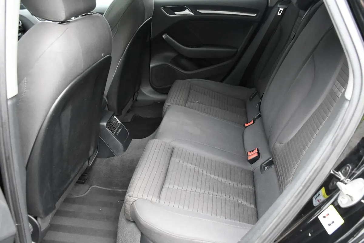 1.0 TFSI Design Pro Line Plus