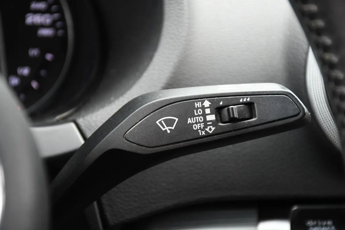 1.0 TFSI Design Pro Line Plus