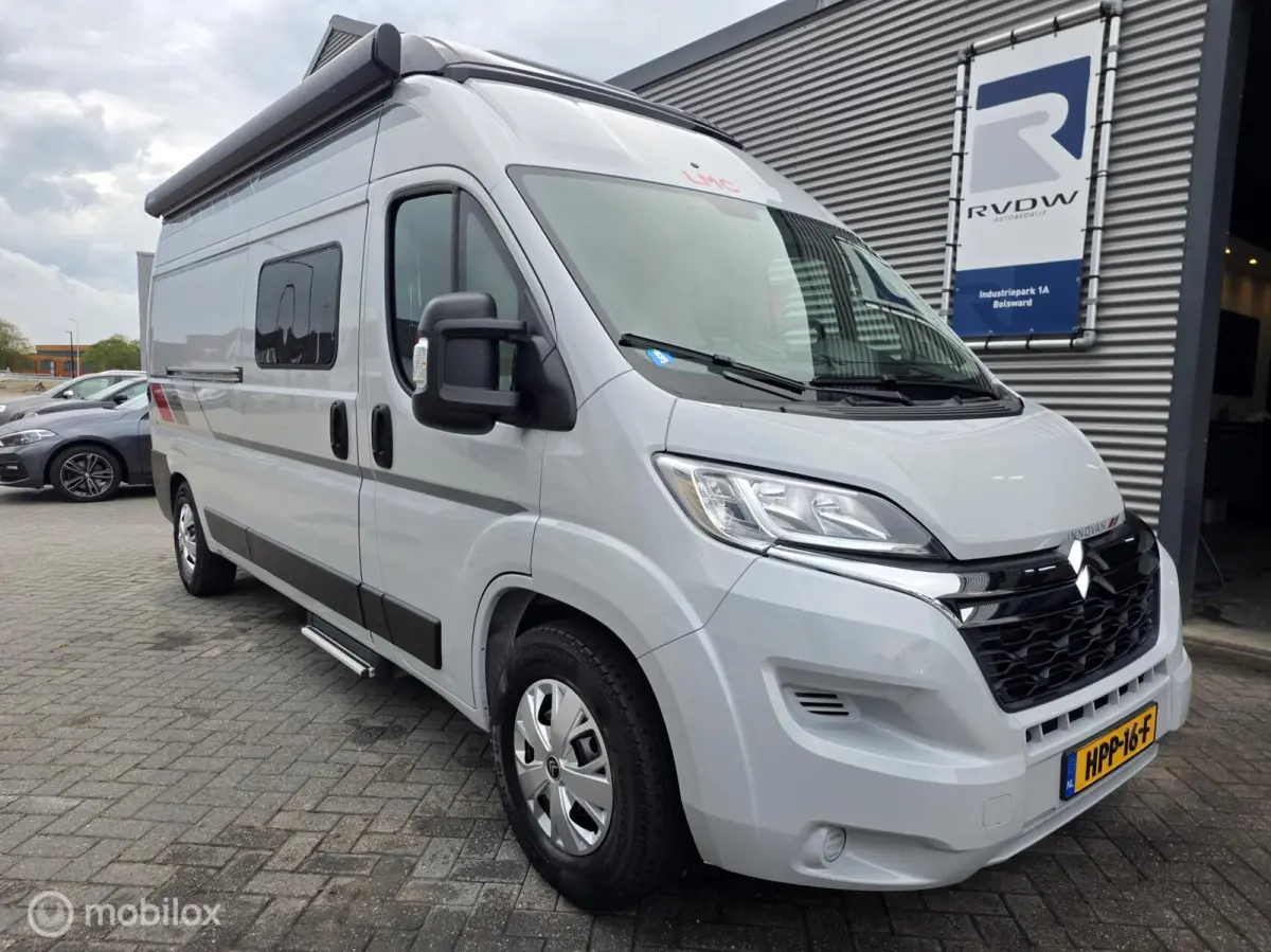 camper LMC 2.2 BlueHDi 120