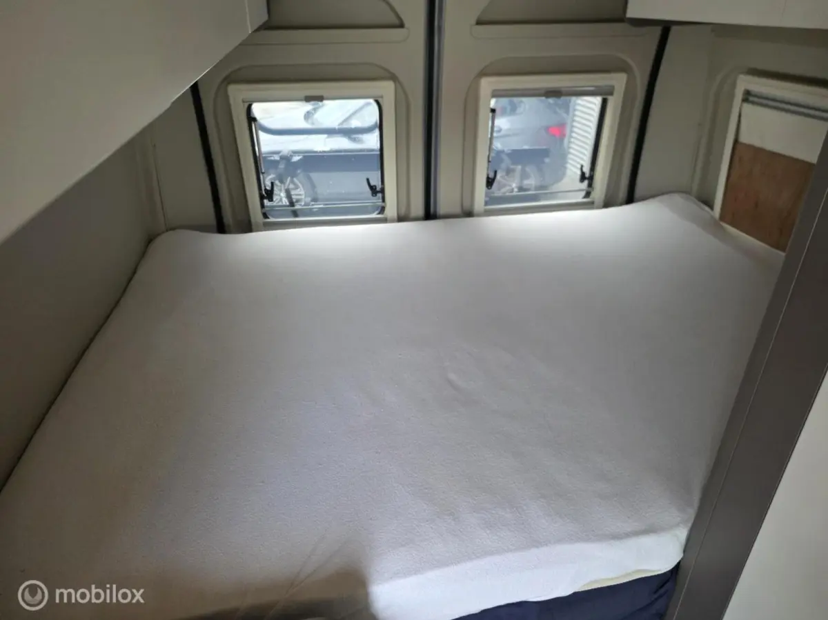 camper LMC 2.2 BlueHDi 120