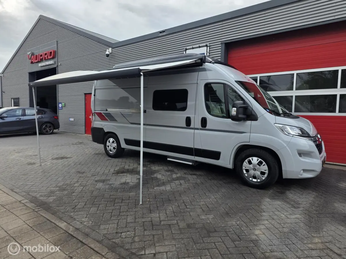 camper LMC 2.2 BlueHDi 120