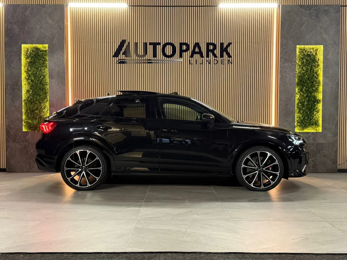 RSQ3 TFSI |PANO|B&O|MATRIX|KEYLESS|CAMERA|DEALER ONDERHOUDEN|21INCH|NIGHTPAKKET|SFEERVERLICHTING|TREKHAAK|BOMVOL!