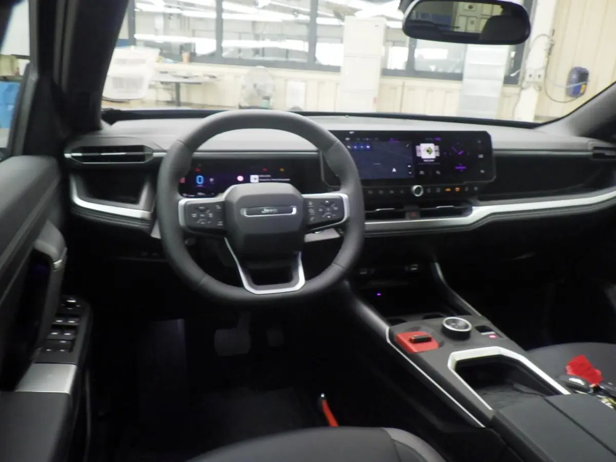1.2 e-Hybrid First Edition | Tot 8 Jaar Garantie | Panoramadak | Elektrische Stoelverstelling | Elektrische Achterklep | Keyless | Camera | Stoel & Stuurverwarming |