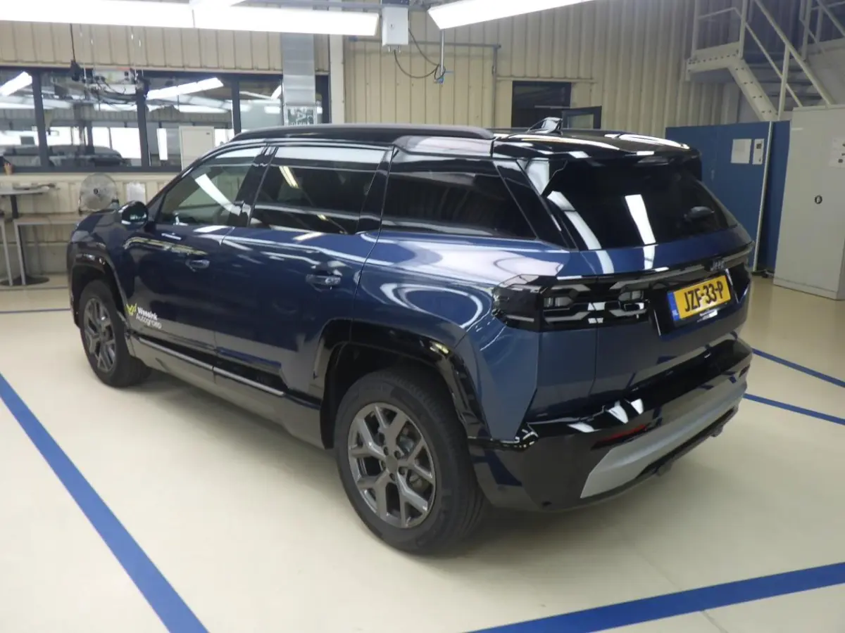 1.2 e-Hybrid First Edition | Tot 8 Jaar Garantie | Panoramadak | Elektrische Stoelverstelling | Elektrische Achterklep | Keyless | Camera | Stoel & Stuurverwarming |