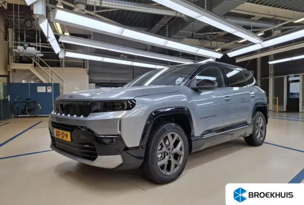 1.2 e-Hybrid Summit | Tot 8 Jaar Garantie | Panoramadak | Elektrische Stoelverstelling | Elektrische Achterklep | Keyless | Camera | Stoel & Stuurverwarming | Focal Sound |