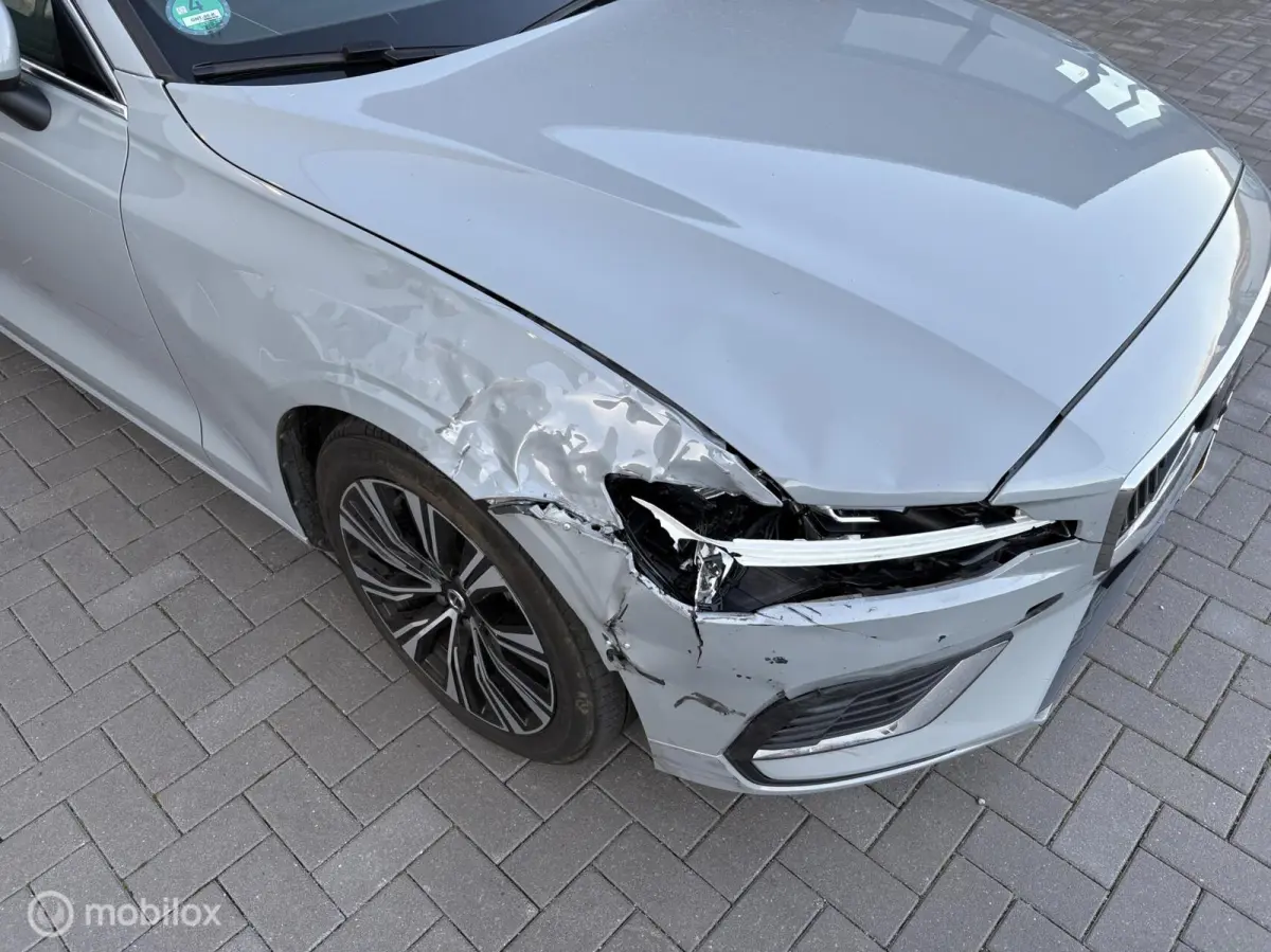 2.0 T6 Plug-in hybrid AWD Plus Bright