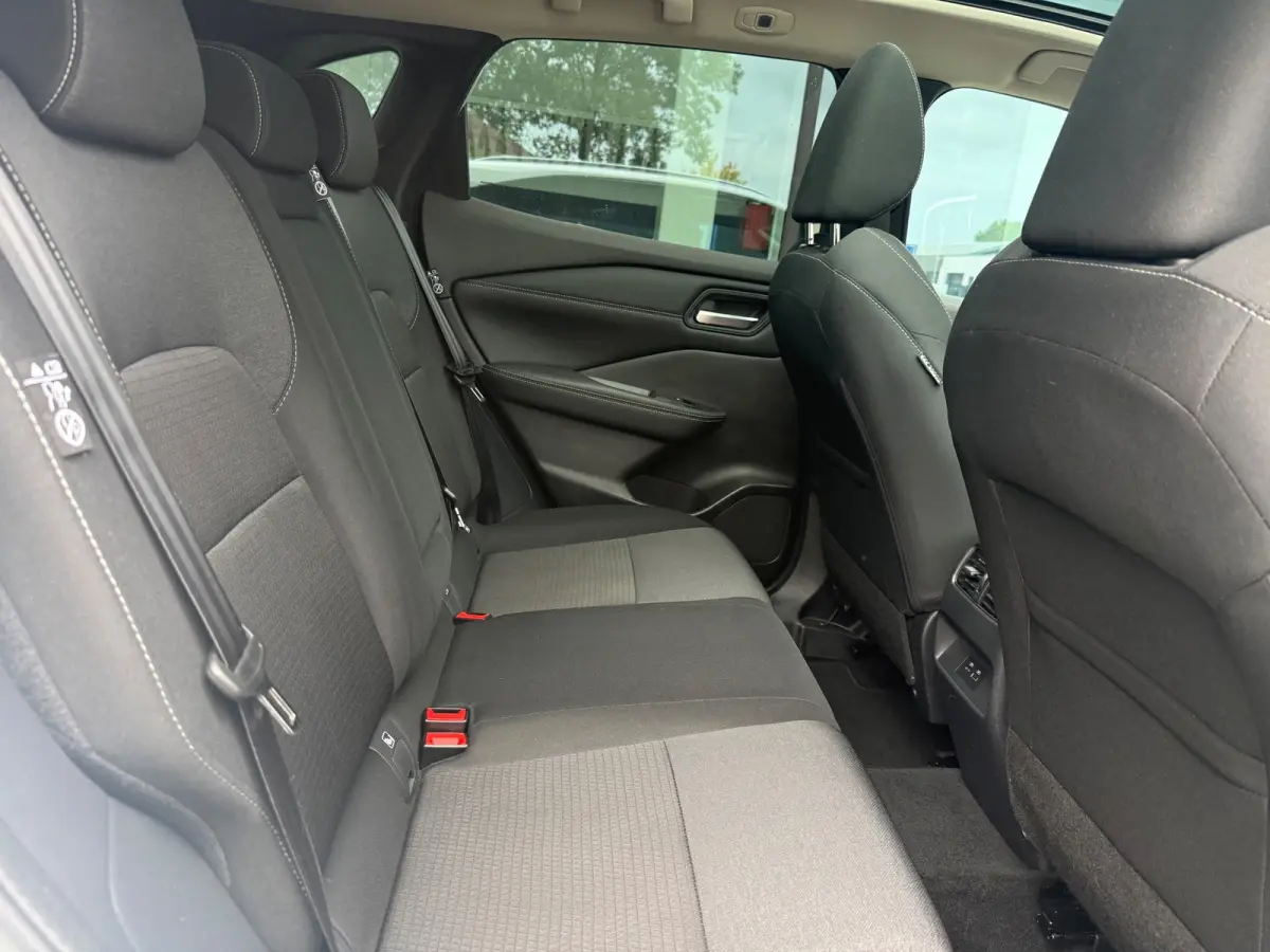 1.3 MHEV Xtronic Premiere Edition - Automaat - Panodak - Navi - Trekhaak - Org.NL
