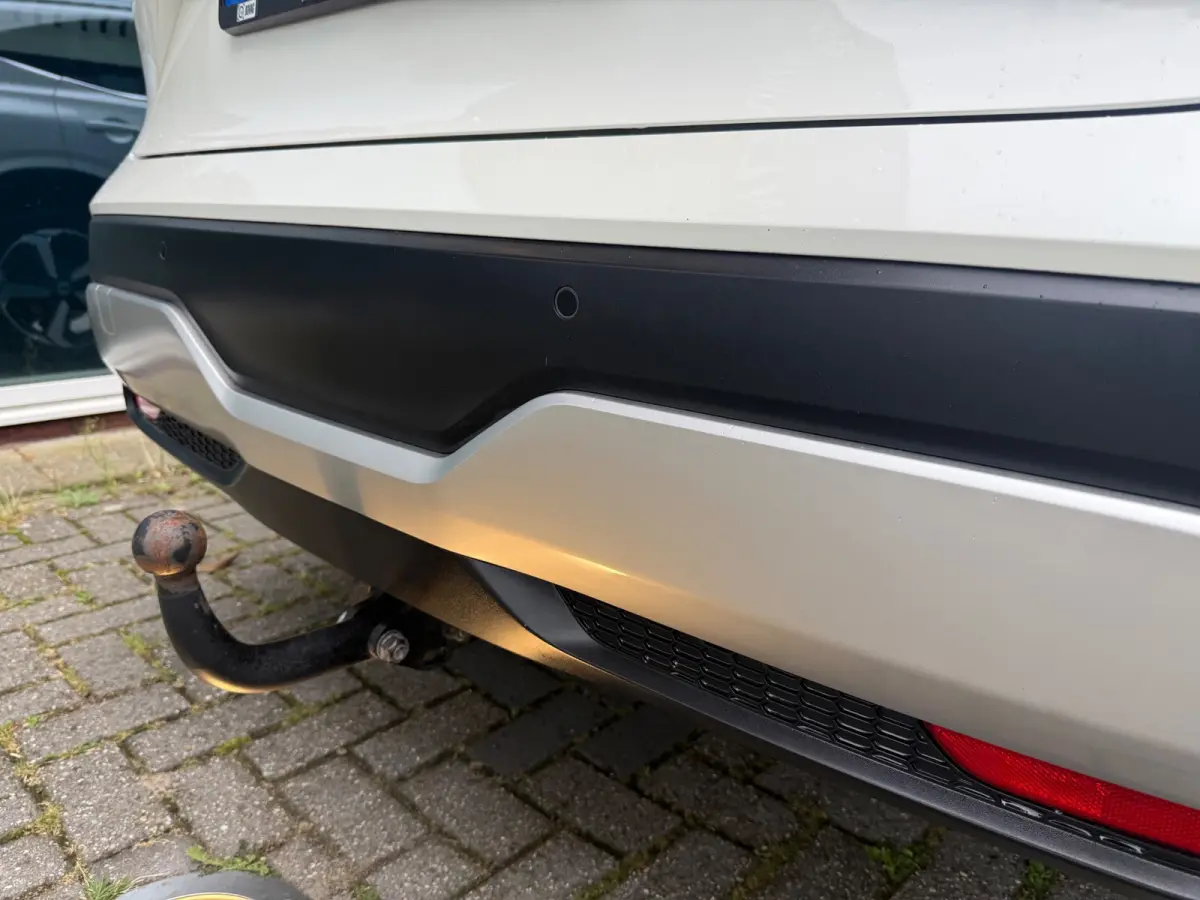 1.3 MHEV Xtronic Premiere Edition - Automaat - Panodak - Navi - Trekhaak - Org.NL