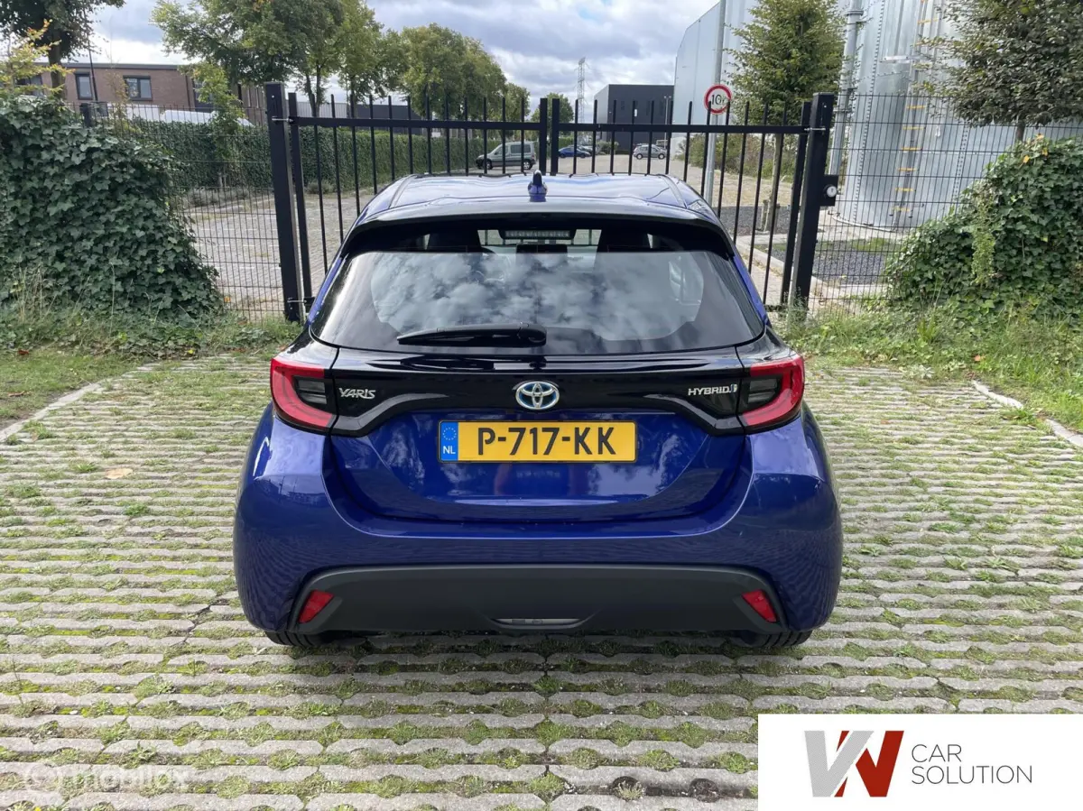 1.5 Hybrid Business Plus NL AUTO 1ste EIG CARPLAY