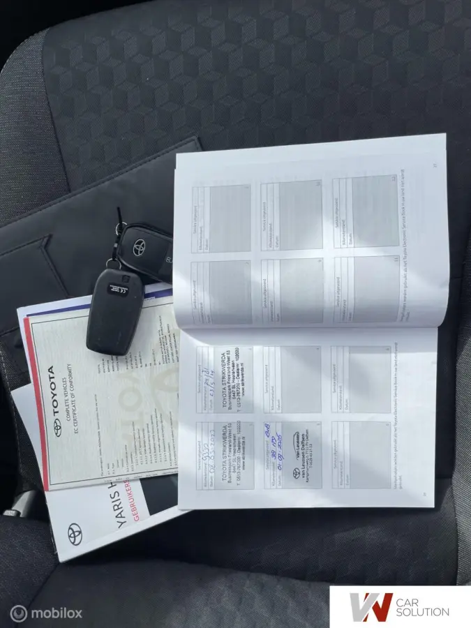 1.5 Hybrid Business Plus NL AUTO 1ste EIG CARPLAY