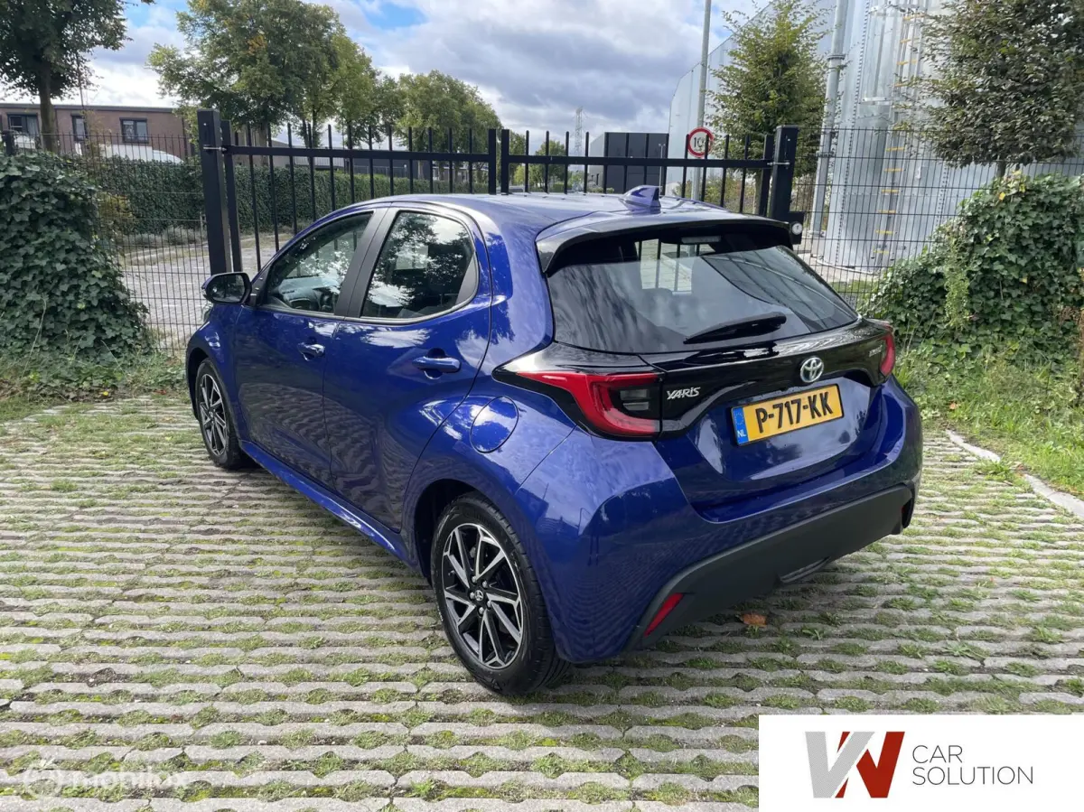 1.5 Hybrid Business Plus NL AUTO 1ste EIG CARPLAY