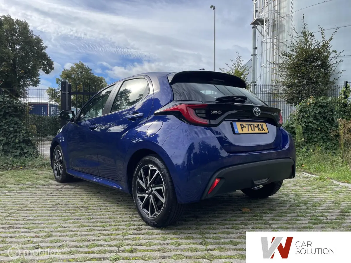 1.5 Hybrid Business Plus NL AUTO 1ste EIG CARPLAY