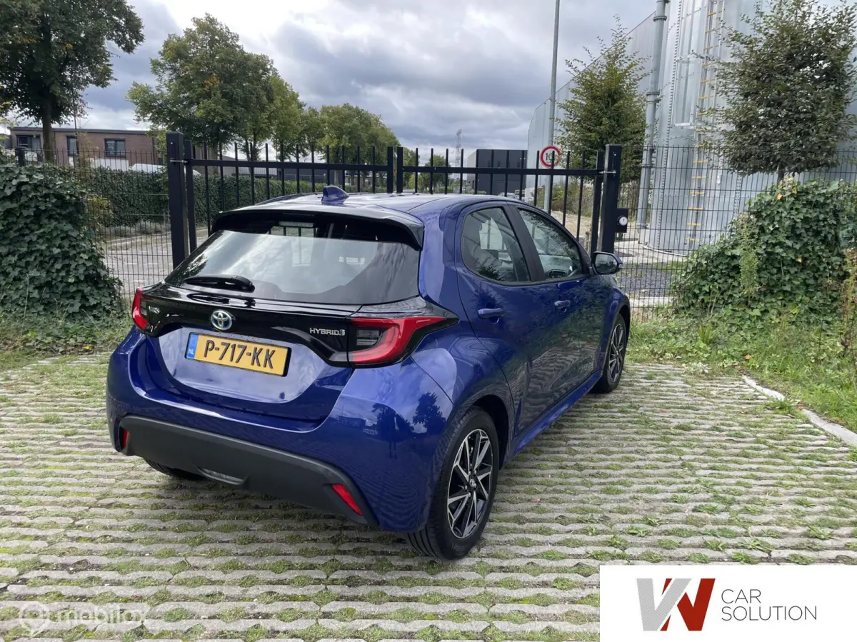 1.5 Hybrid Business Plus NL AUTO 1ste EIG CARPLAY