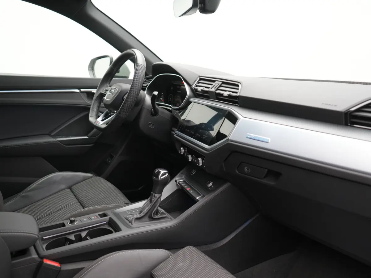 45 TFSI e 2x S Line PHEV 245pk Dealer O.H | Adaptive Cruise | Camera | Blis | Matrix LED | Sportstoelen Verwarmd | Sfeerverlichting | Navigatie | DAB | 20"L.M | Virtual | Plug In Hybrid |