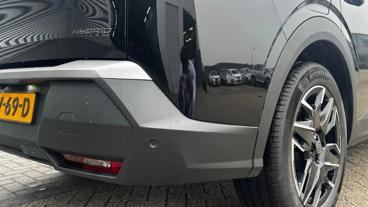 1.2 HYBRID 145PK 7-ZITS GT AUTOMAAT / NAVI / LEDER / CLIMA / FULL-LED / 19" LMV / KEYLESS / CAMERA / ADAPT. CRUISECONTROL / WINTERPAKKET / NIEUWSTAAT !!