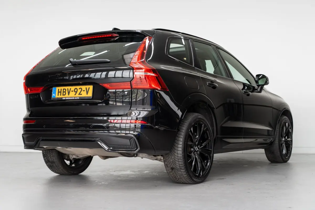 T6 350PK AWD Plus Black Edition | 21 inch | Contourstoelen | Harman Kardon | Nappa